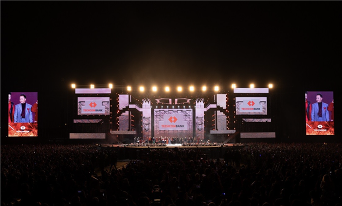 Techcombank tiếp tục là nhà đồng đầu tư concert Anh trai vượt ngàn chông gai Day 3,4